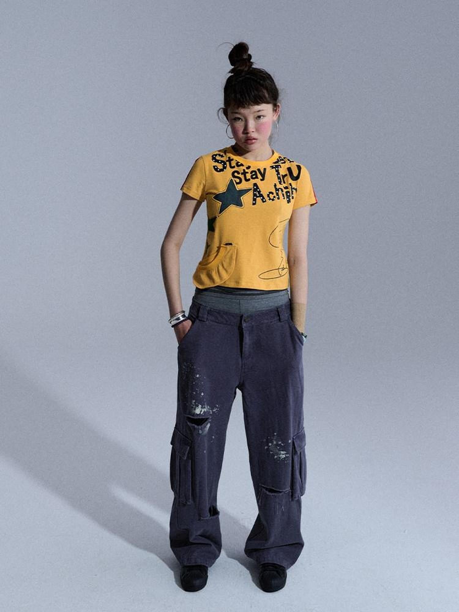 Achihara Cropped Letter Print Vintage Slim Crew Neck Women&