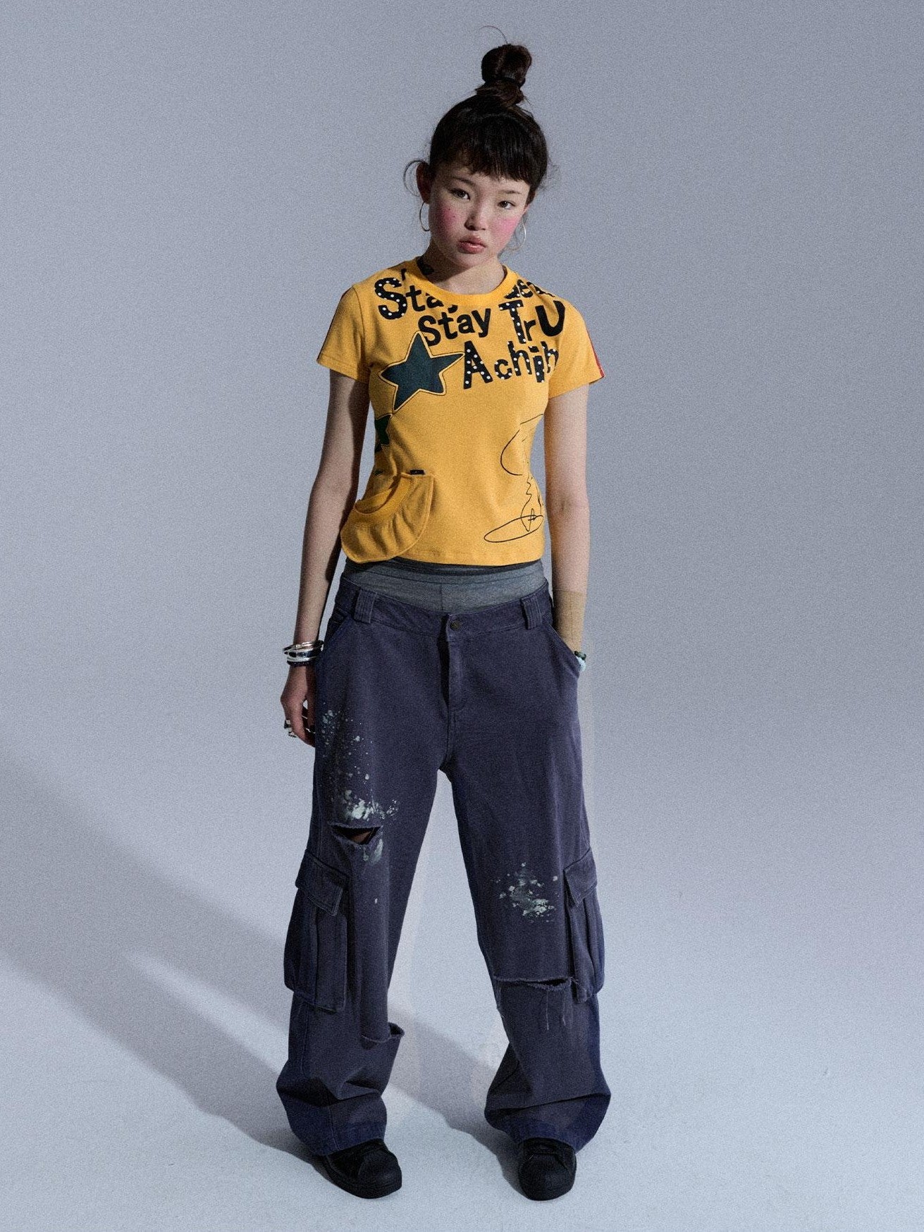 Achihara Cropped Letter Print Vintage Slim Crew Neck Women&