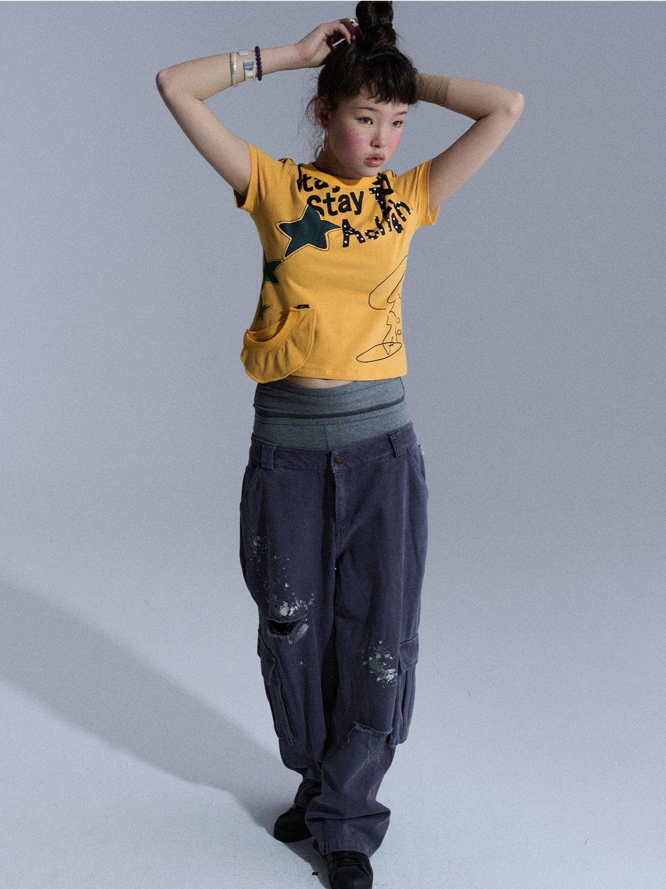 Achihara Cropped Letter Print Vintage Slim Crew Neck Women&