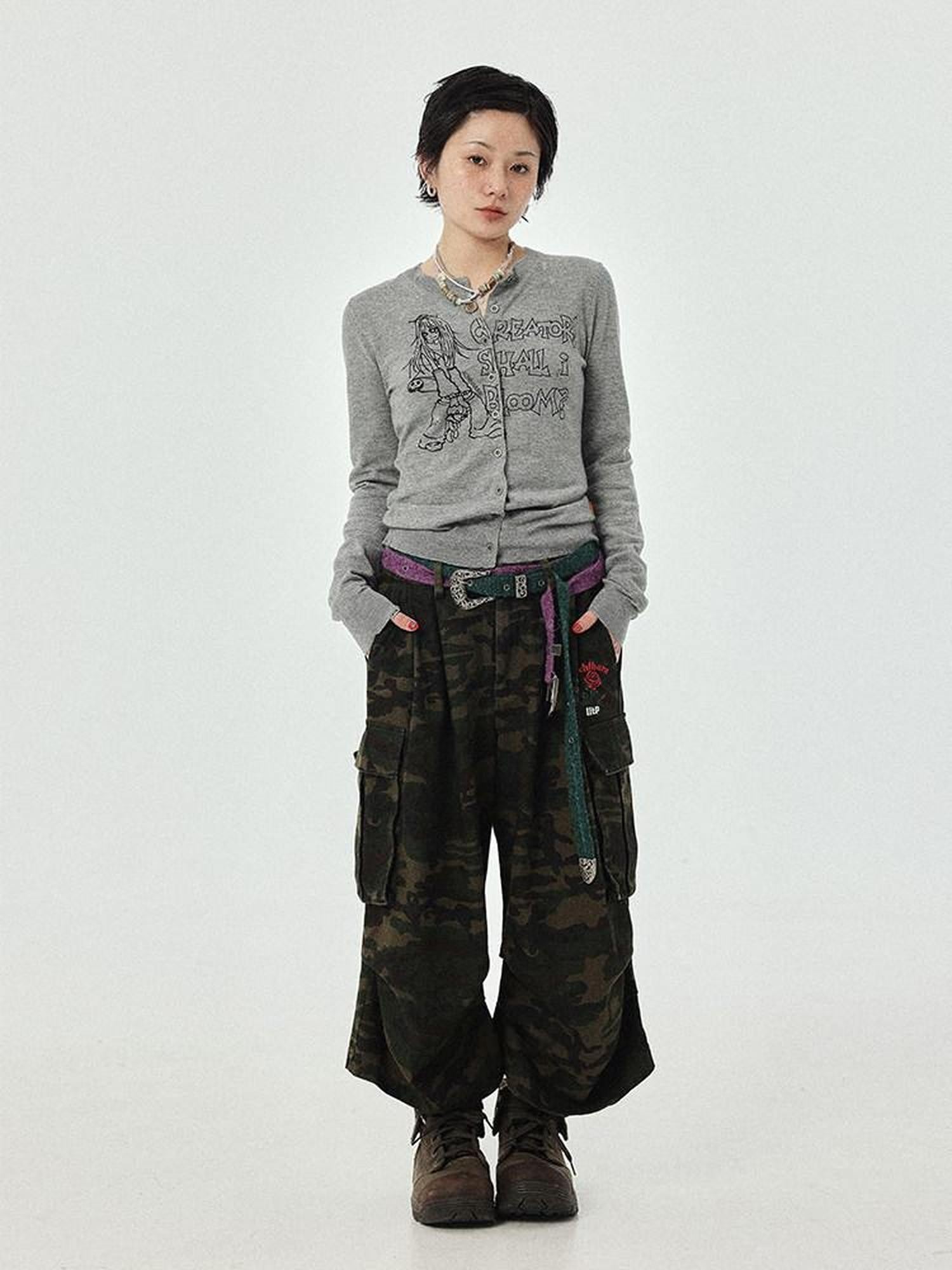Achihara Cropped Manga Print Round Neck Loose Fit Women&