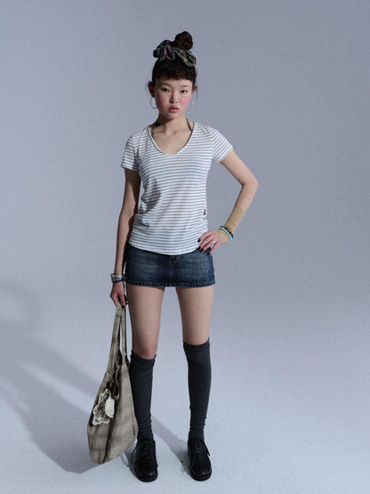 Achihara Cropped Raw Hem V-neck Slim Fit Women&