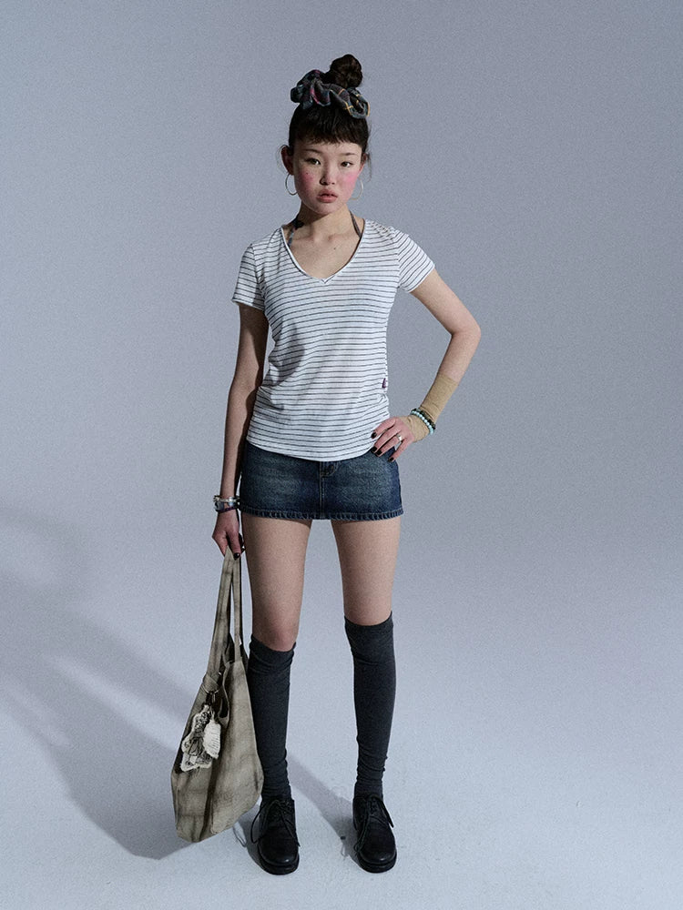 Achihara Cropped Raw Hem V-neck Slim Fit Women&