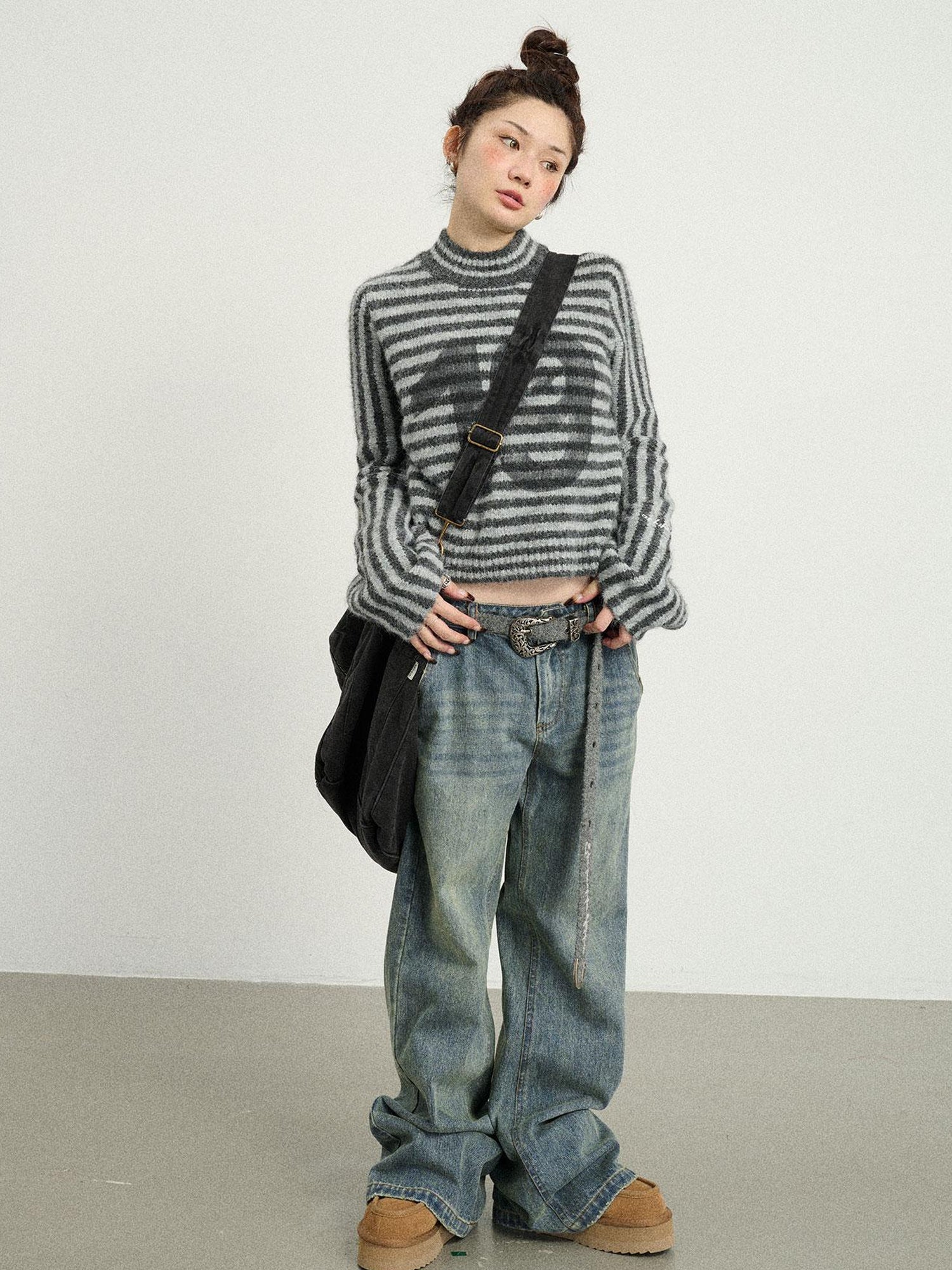 Achihara Dadaist Stripe Knit Sweater V-Neck T-Shirt Long-Sleeve