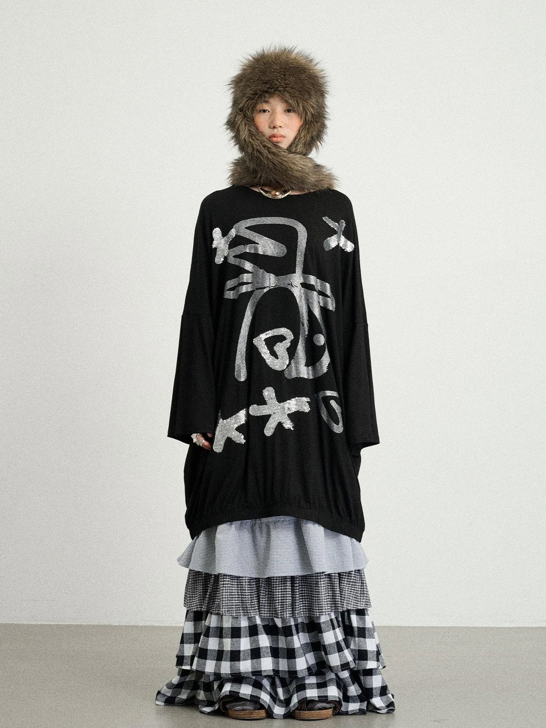 Dancing Bobo Monster Glitter Loose Tee