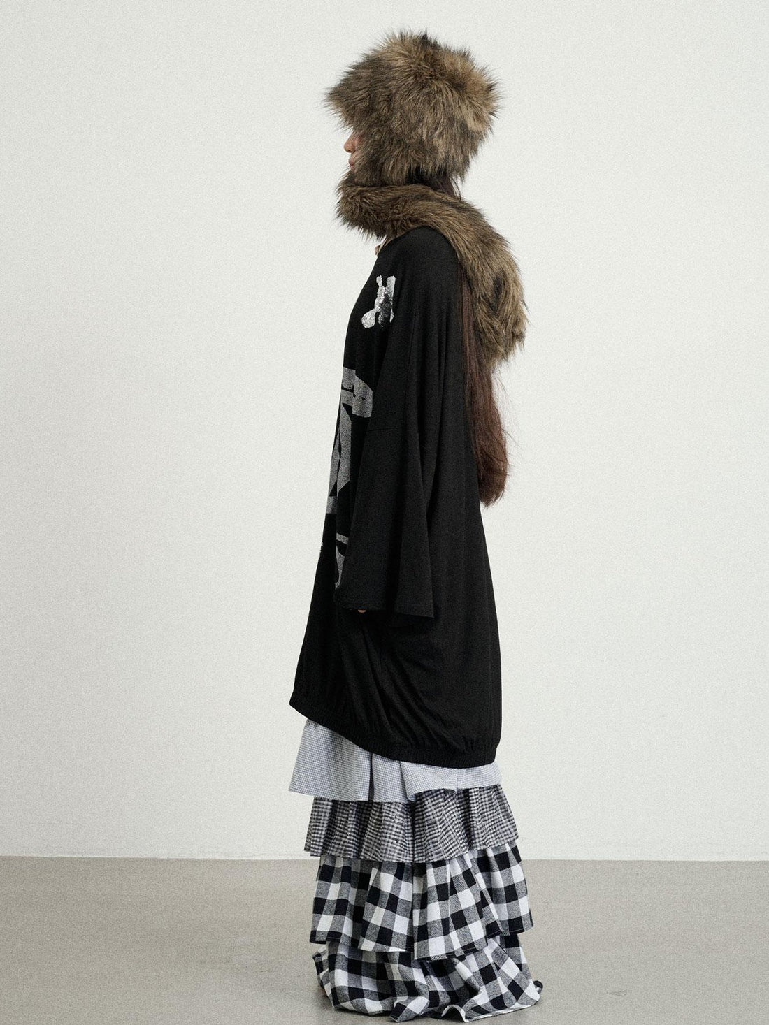 Achihara Dancing Bobo Monster Glitter Loose Tee