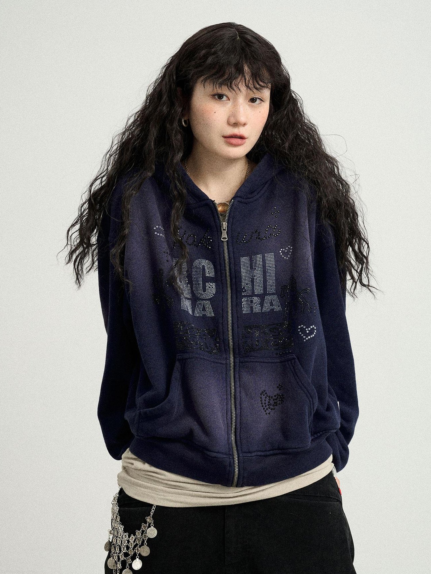 Achihara Hakuna Matata Sparkle Graphic Hoodie