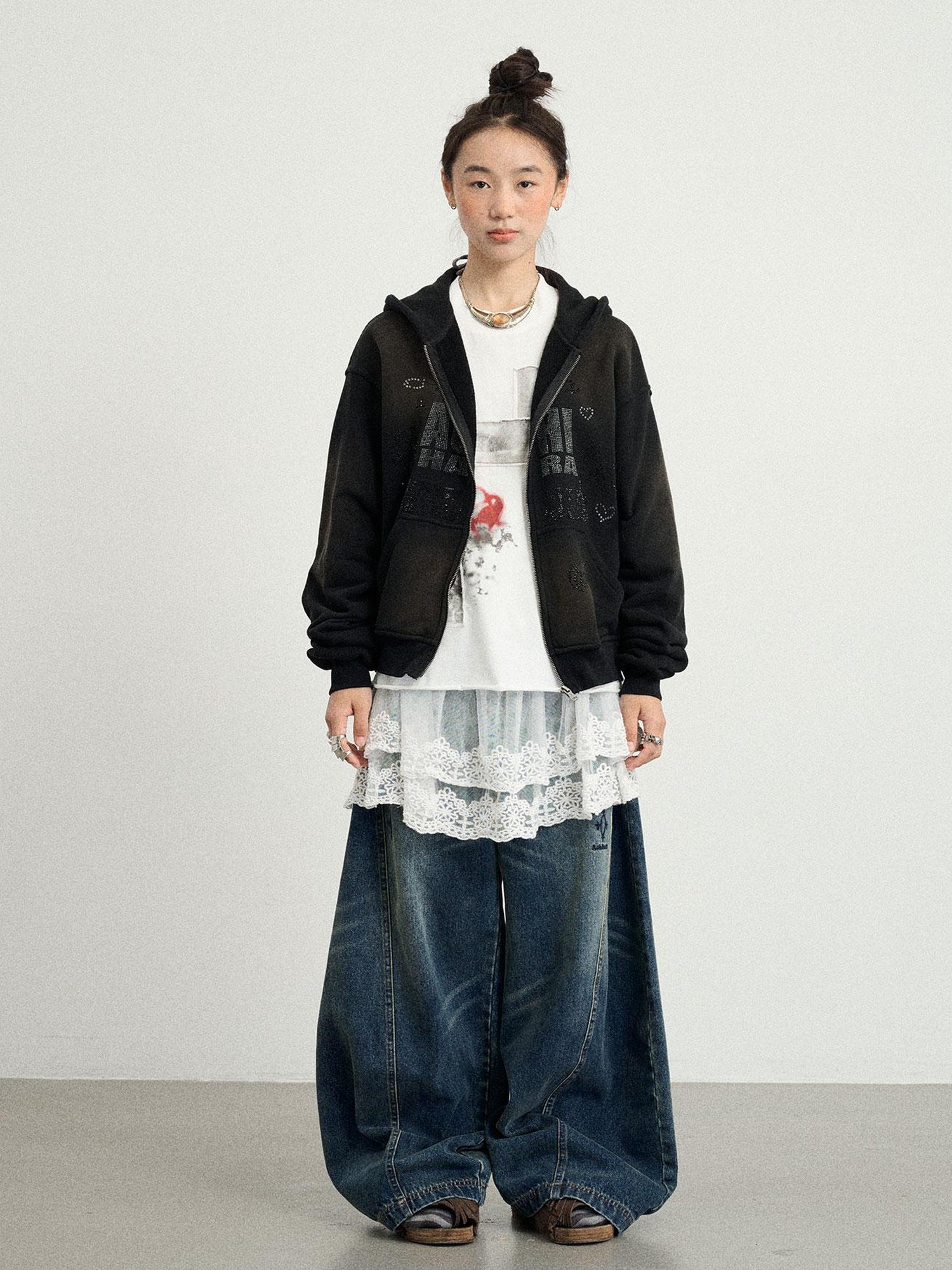 Achihara Hakuna Matata Sparkle Graphic Hoodie