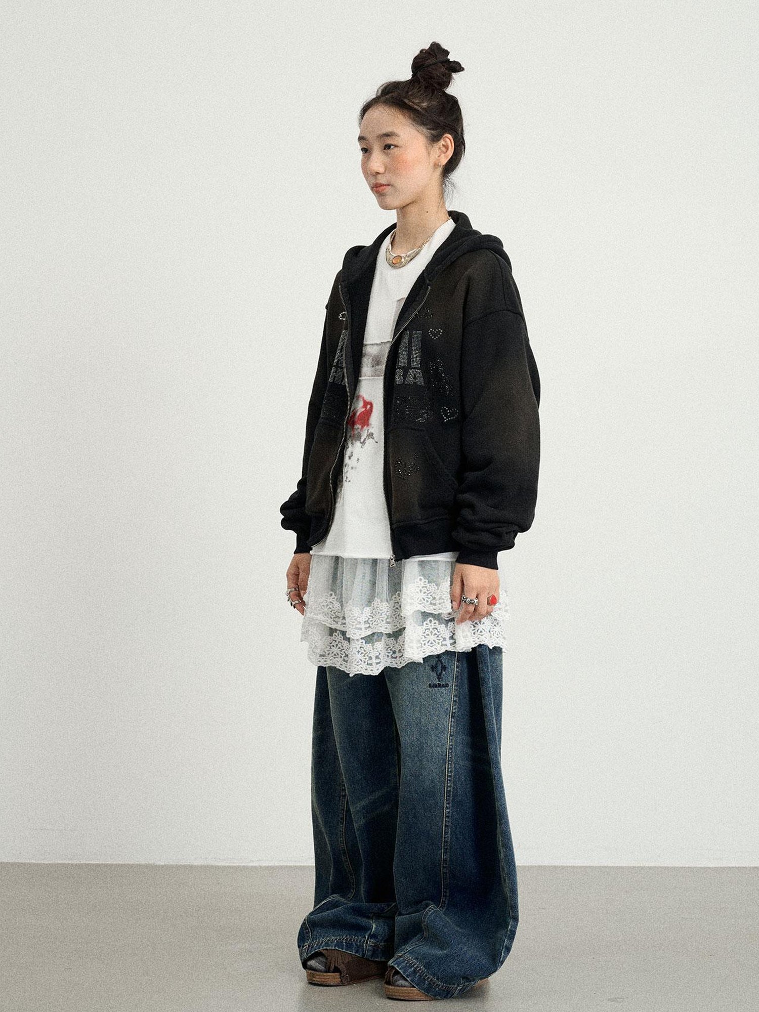 Achihara Hakuna Matata Sparkle Graphic Hoodie