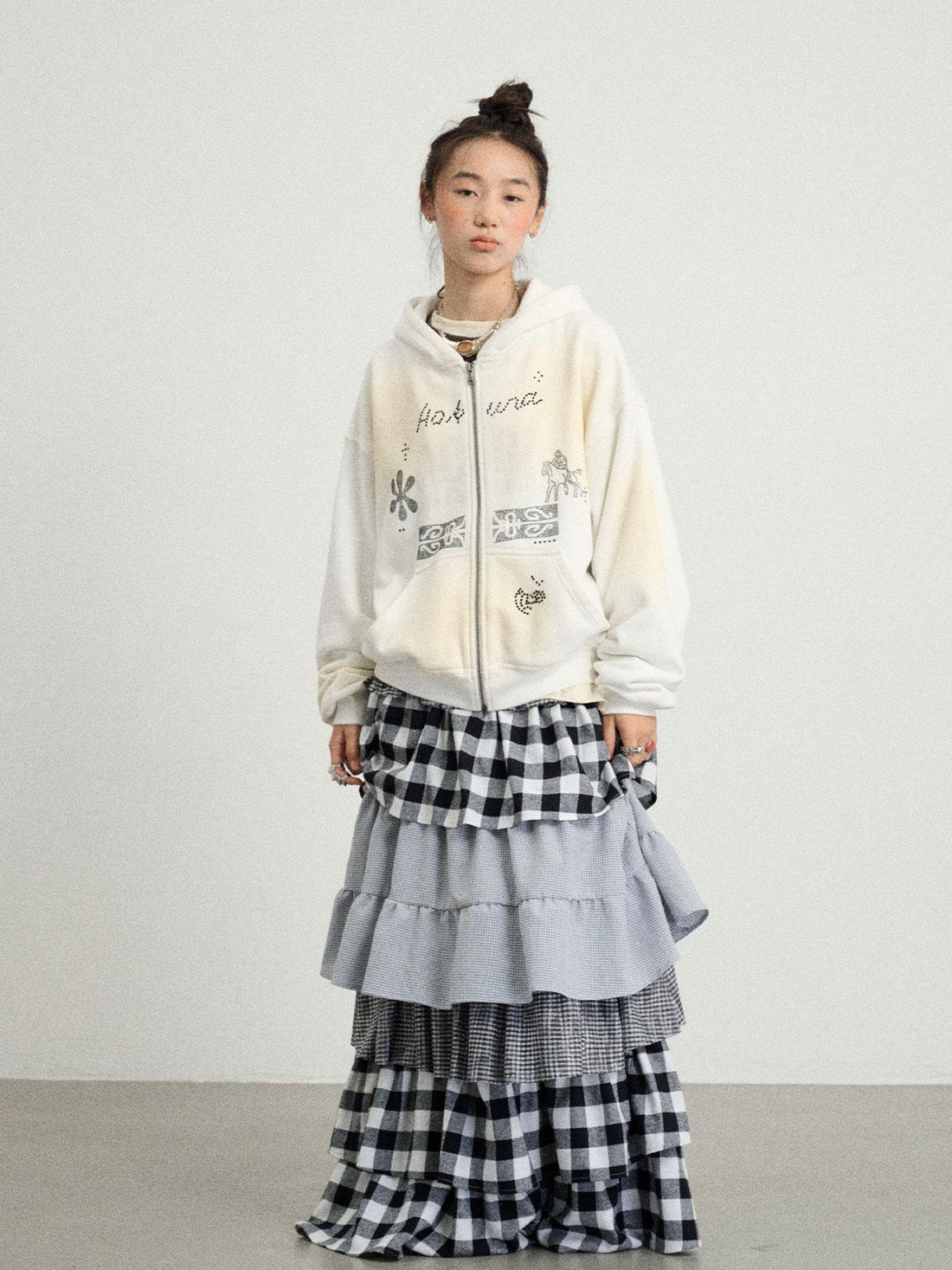 Achihara Hakuna Matata Sparkle Graphic Hoodie