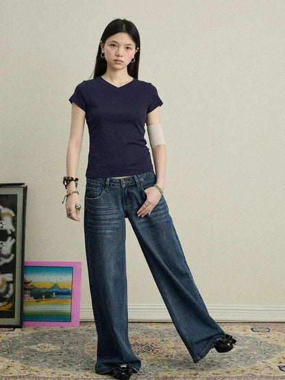 Jelly V-Neck Stretch Tee