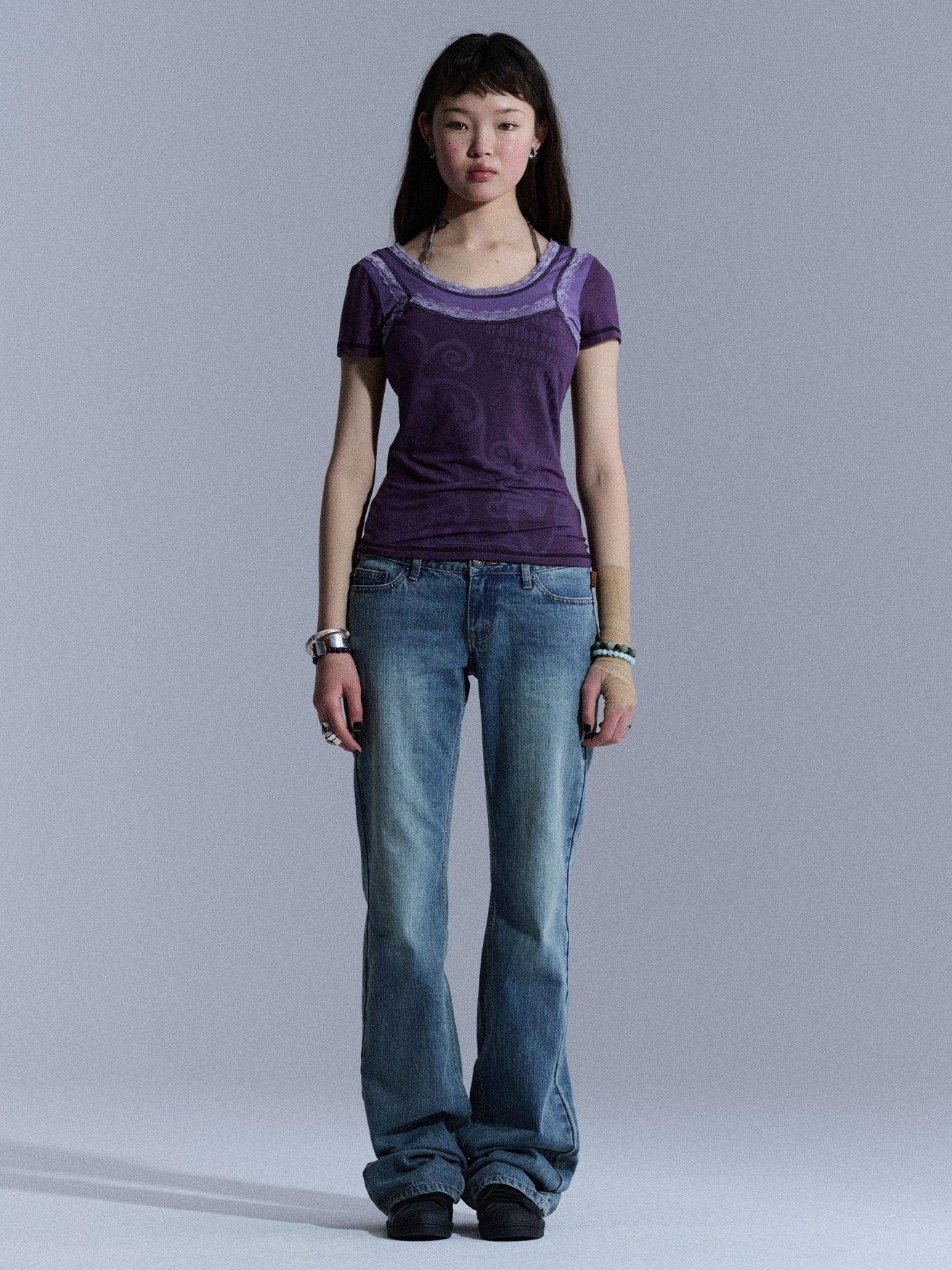 Achihara Lace Letter Print Round Neck Slim Fit Women&
