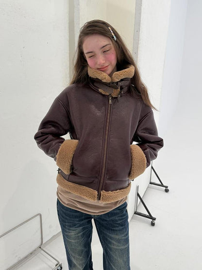 Achihara Lightweight Polyester Blend Fold Detail Short Straight Commuter Women Zip Jacket