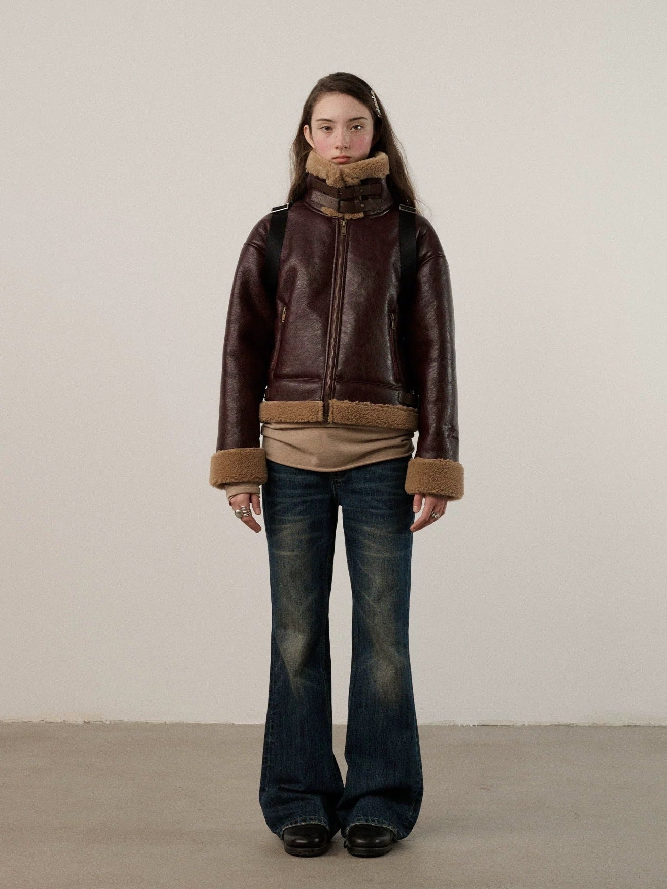 Achihara Lightweight Polyester Blend Fold Detail Short Straight Commuter Women Zip Jacket