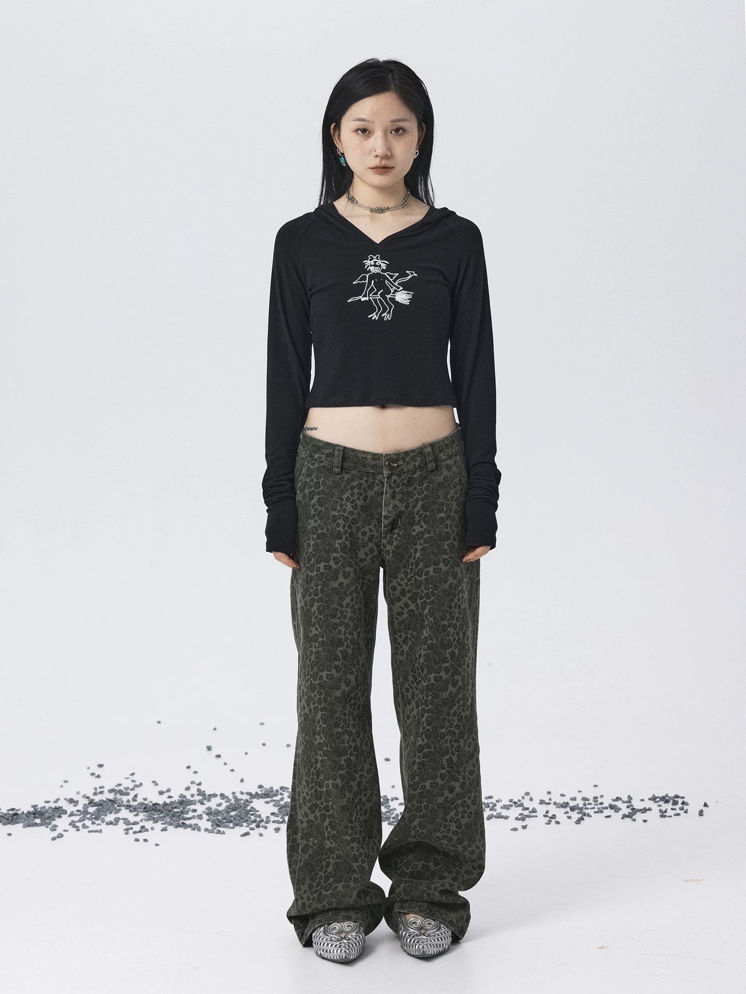 Achihara Magic Broom Print Hooded Long Sleeve Tee-1