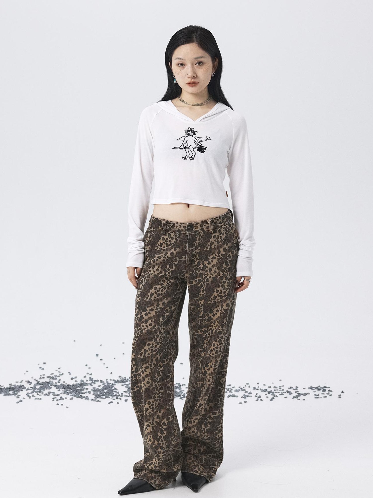 Achihara Magic Broom Print Hooded Long Sleeve Tee