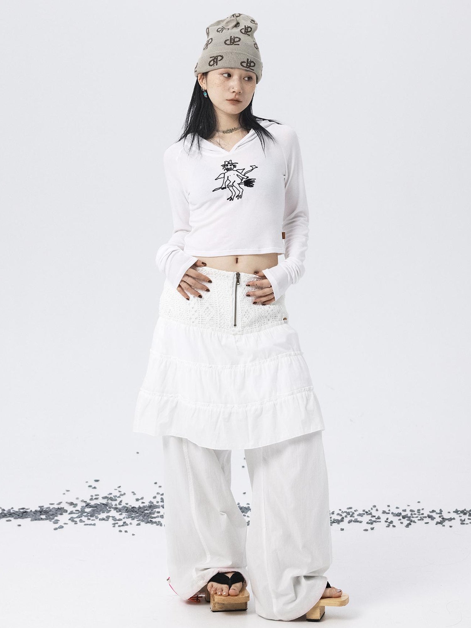 Achihara Magic Broom Print Hooded Long Sleeve Tee