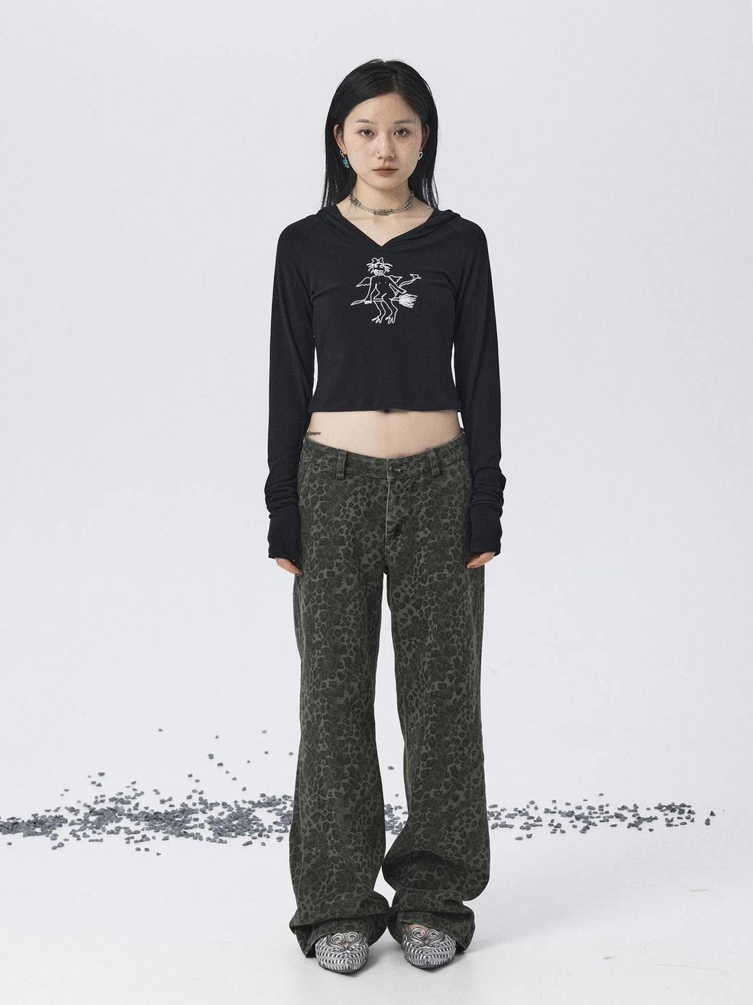 Achihara Magic Broom Print Hooded Long Sleeve Tee