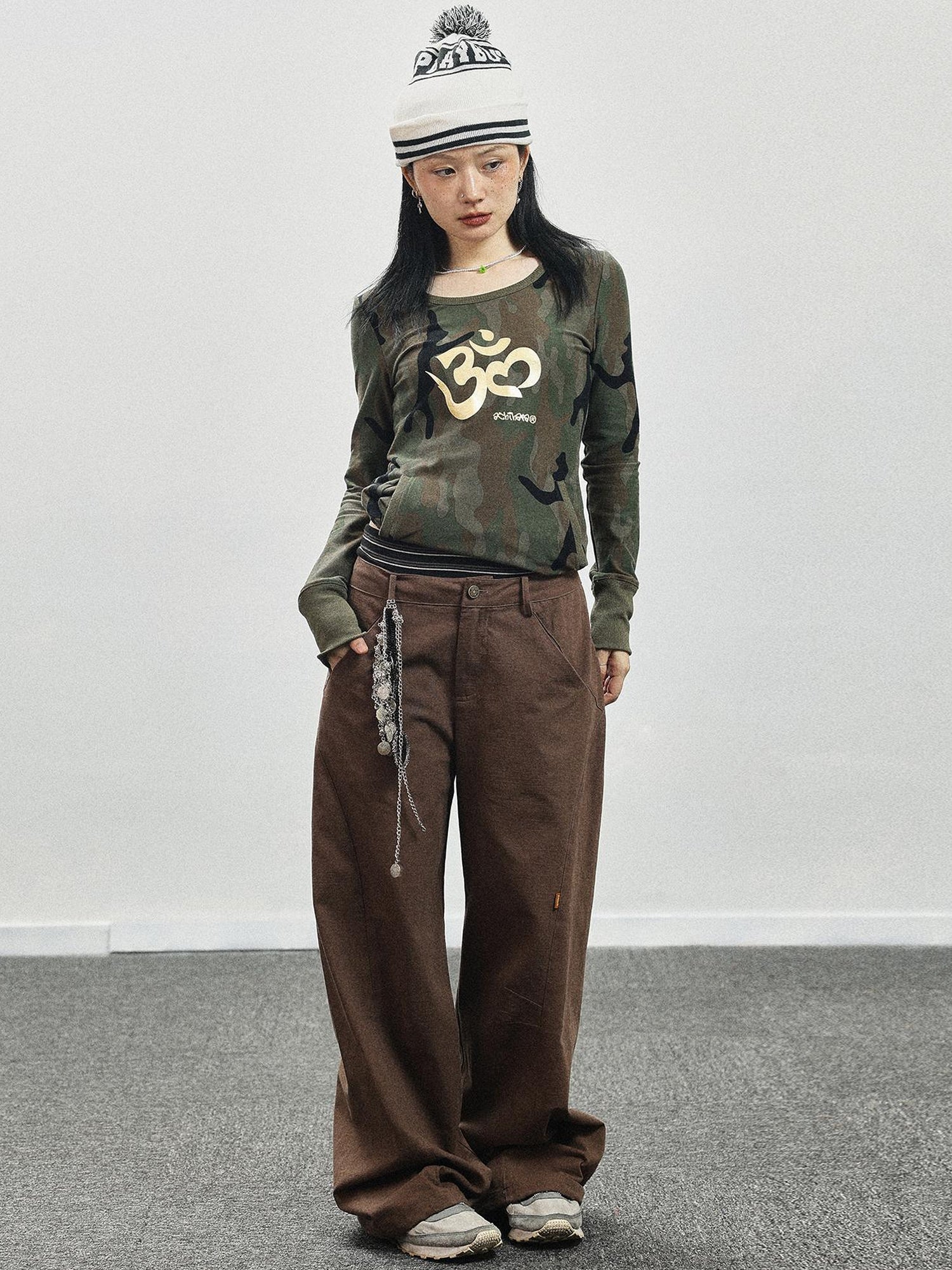 Achihara Olive Om Dream Print Long Sleeve Tee