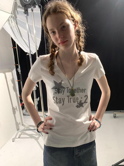Achihara Rhinestone Star Letter V-neck Cropped Slim Women&