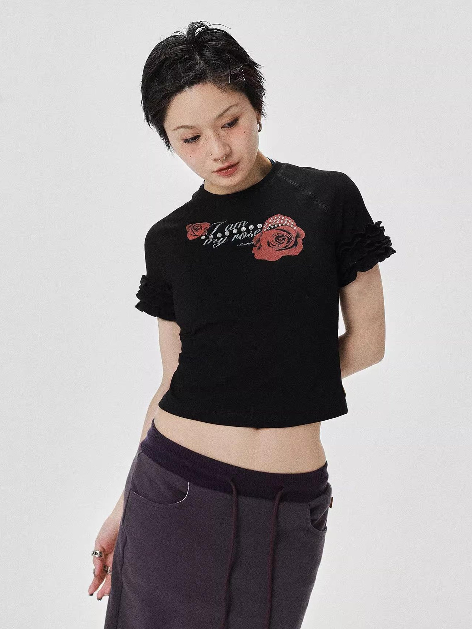 Achihara Roseprint Floral Sleeve Cropped Tee