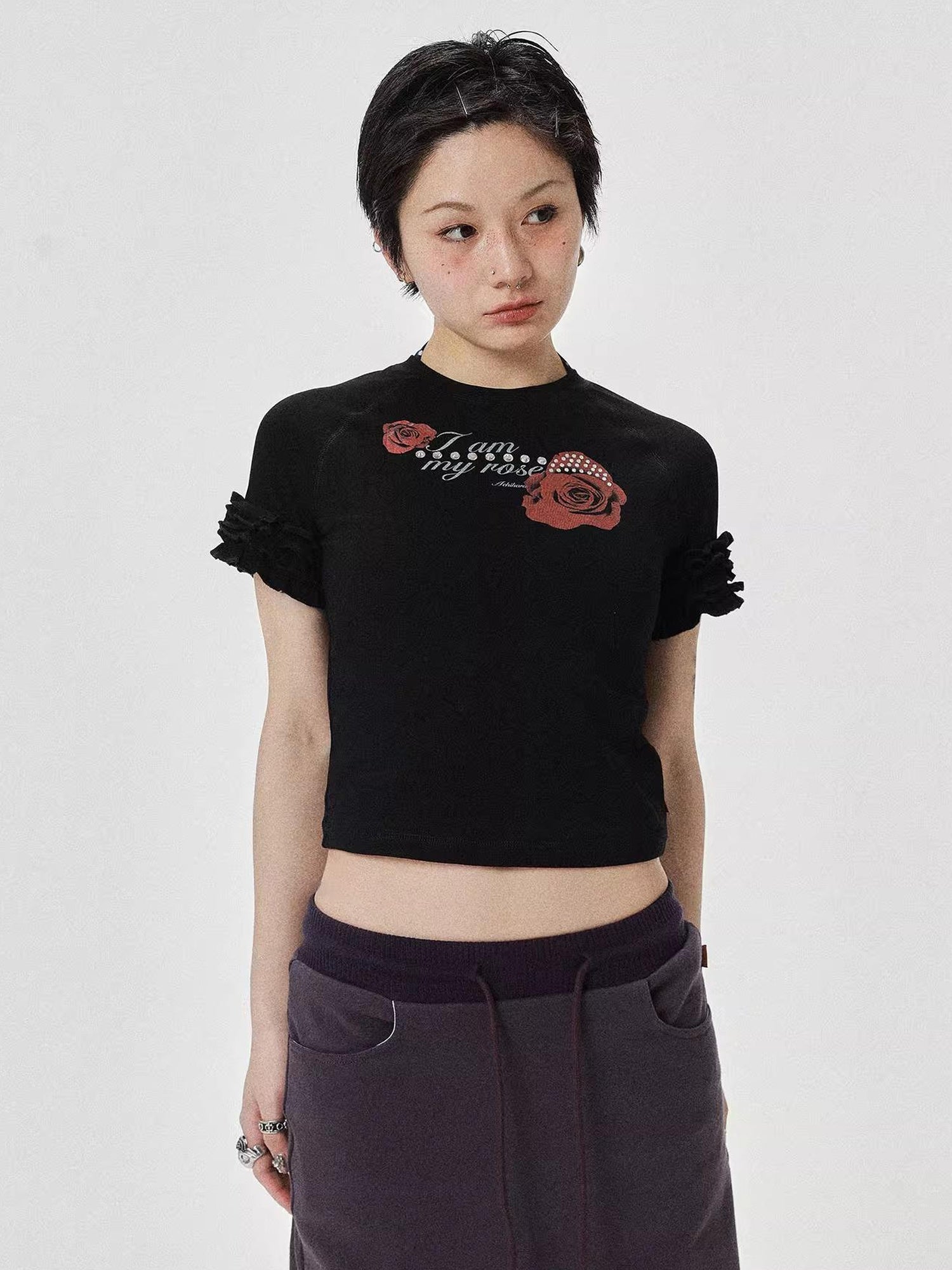 Achihara Roseprint Floral Sleeve Cropped Tee