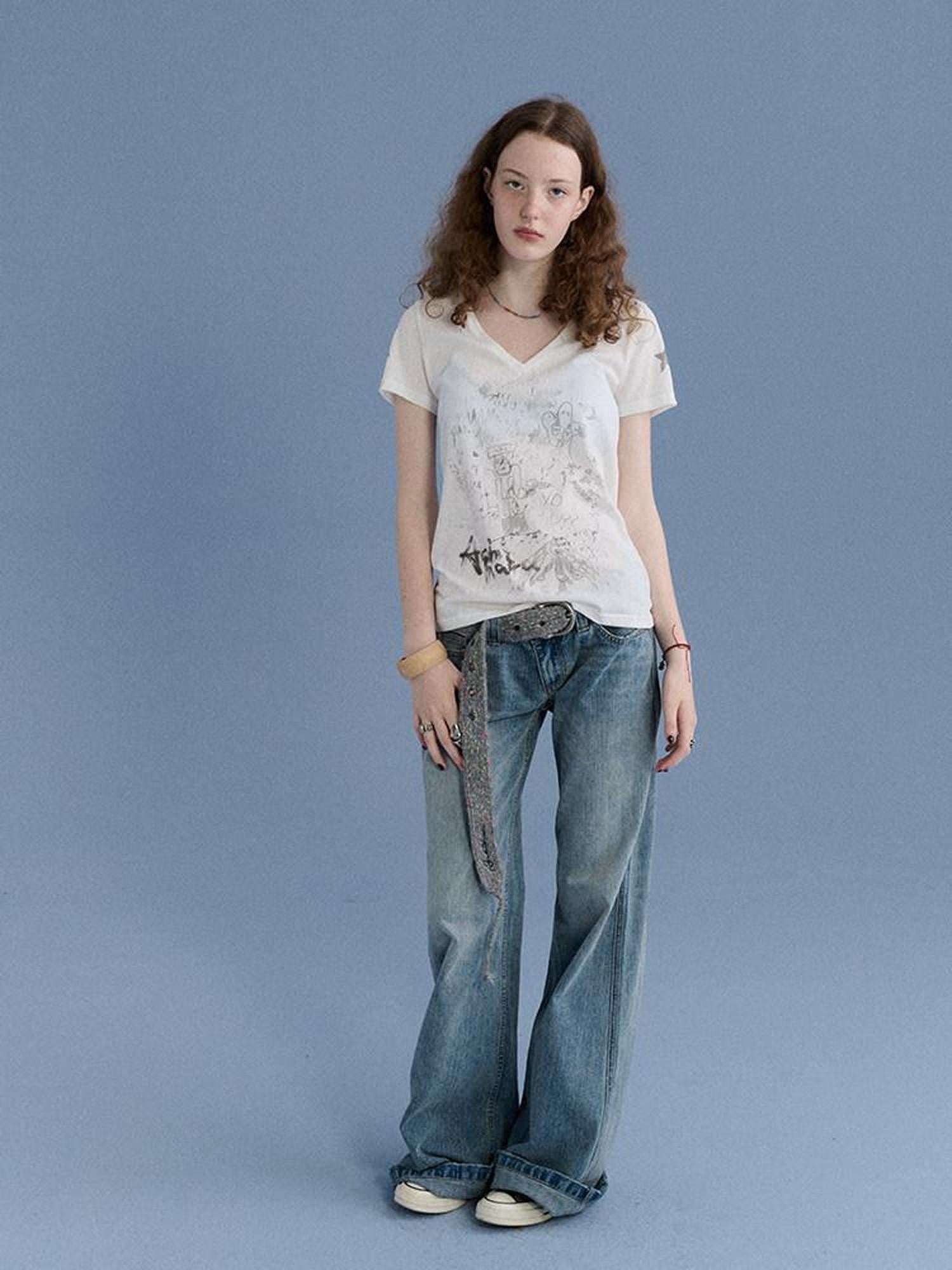 Achihara Sheer V-neck Graffiti Letter Print Women&