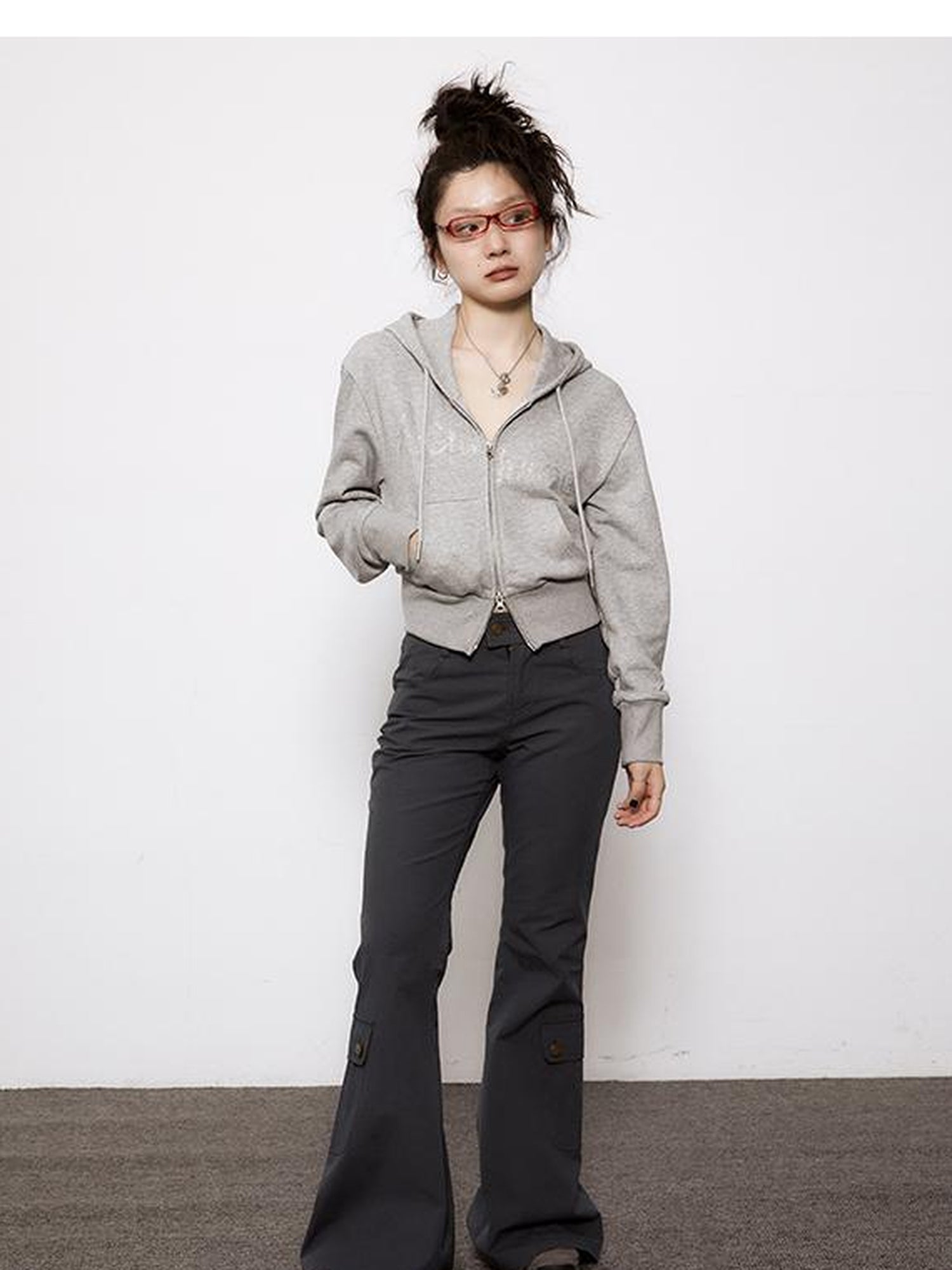 Achihara Short Heavy Hooded Sweater With Rhinestones
