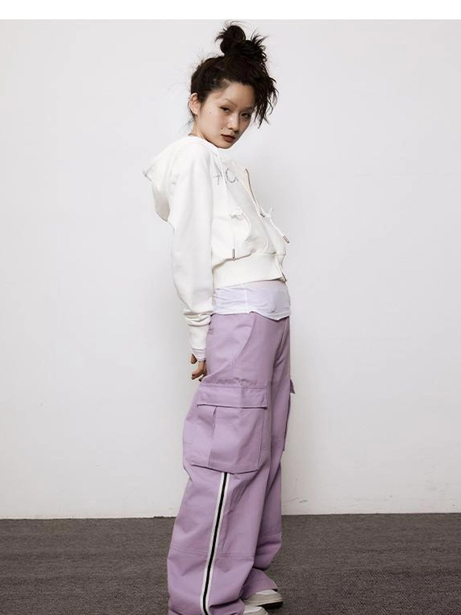 Short Heavy Hooded Sweater With Rhinestones