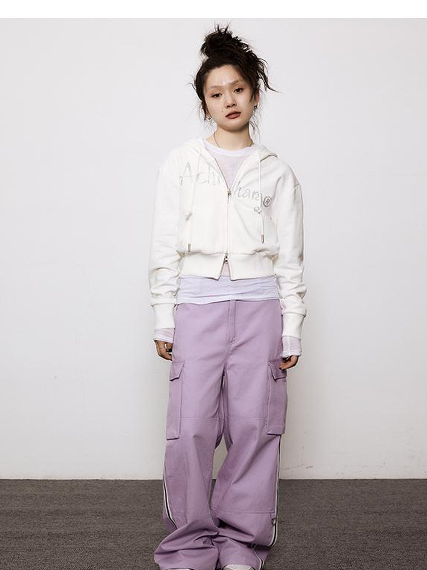 Achihara Short Heavy Hooded Sweater With Rhinestones