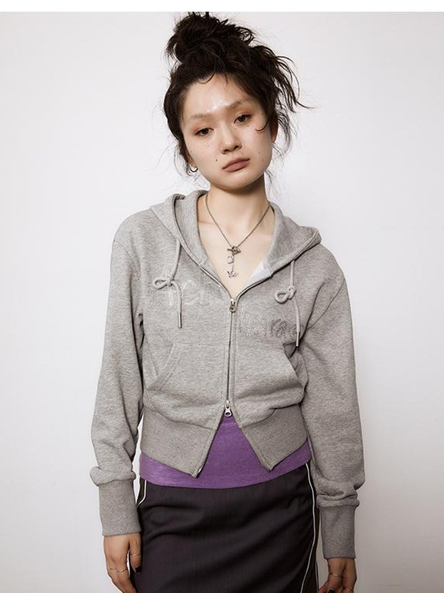 Achihara Short Heavy Hooded Sweater With Rhinestones