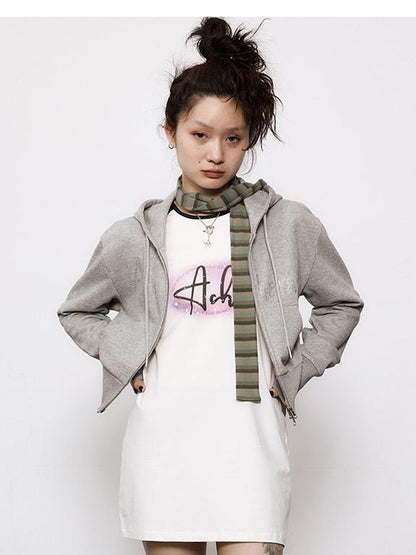 Achihara Short Heavy Hooded Sweater With Rhinestones