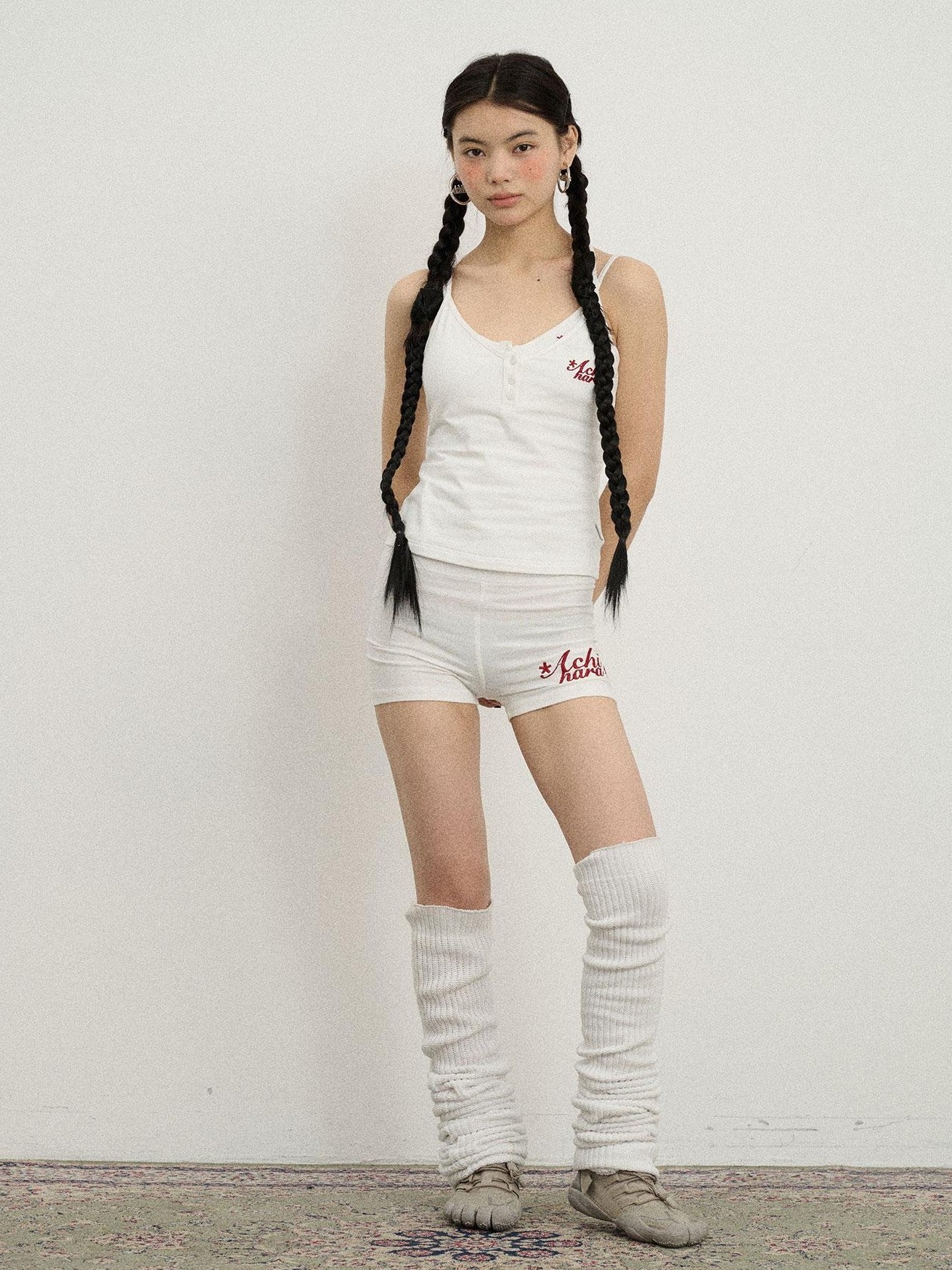 Achihara Soft Lettering Slim Cropped Women&