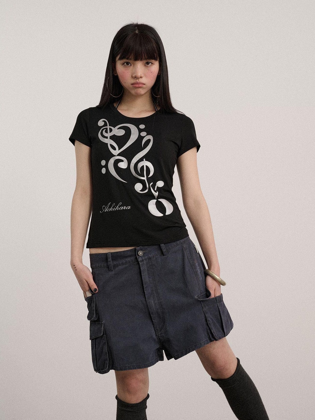 Achihara Soft Modal Slim Fit Crew Neck Office Women Black White Short Sleeve T-Shirts