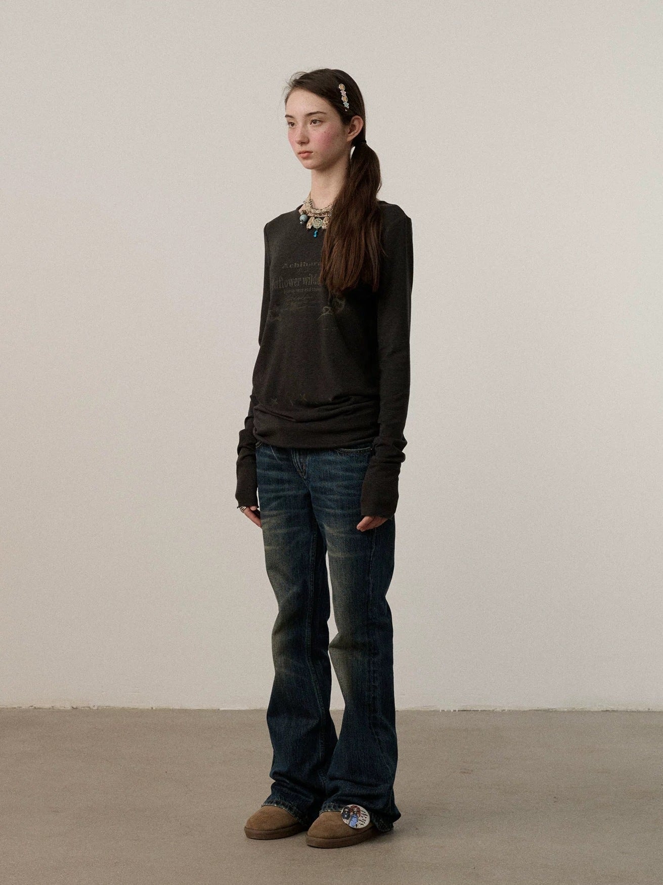 Achihara Soft Viscose Long Sleeve Letter Print Commuter Slim Fit Women Round Neck T-Shirt