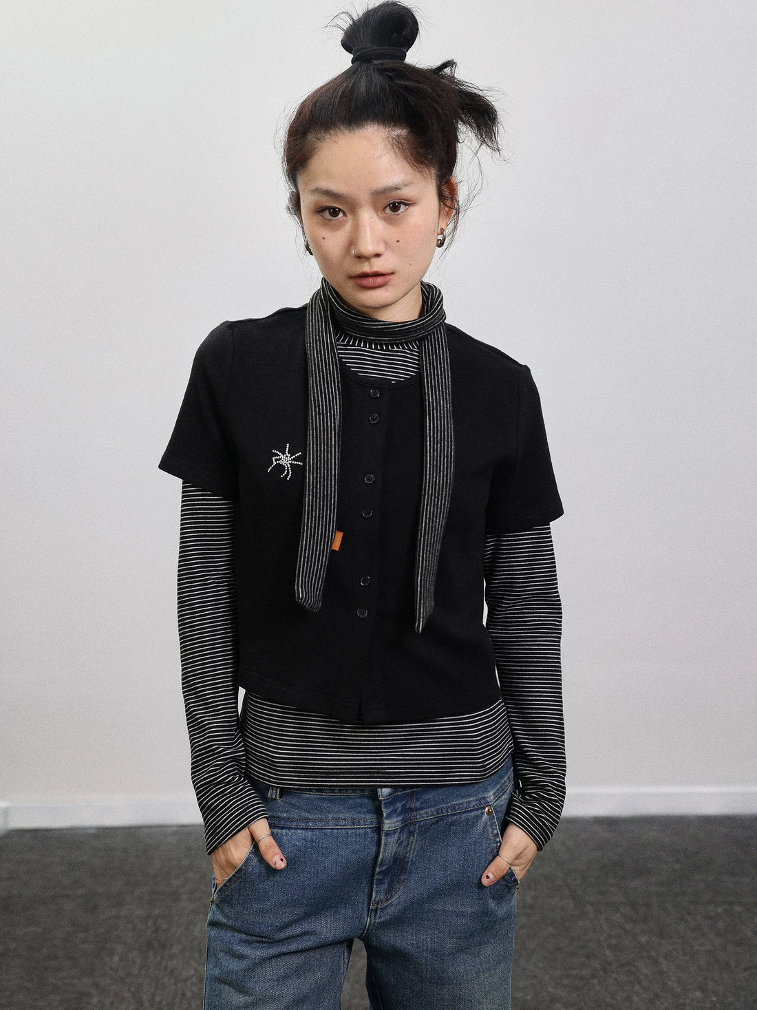 Achihara Spider Studded Short Sleeve Open Front Cardigan-2