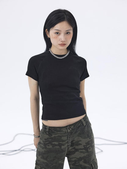 Achihara Summer Essential Slim Fit Cotton Tee