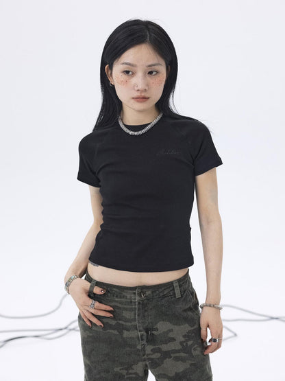 Achihara Summer Essential Slim Fit Cotton Tee