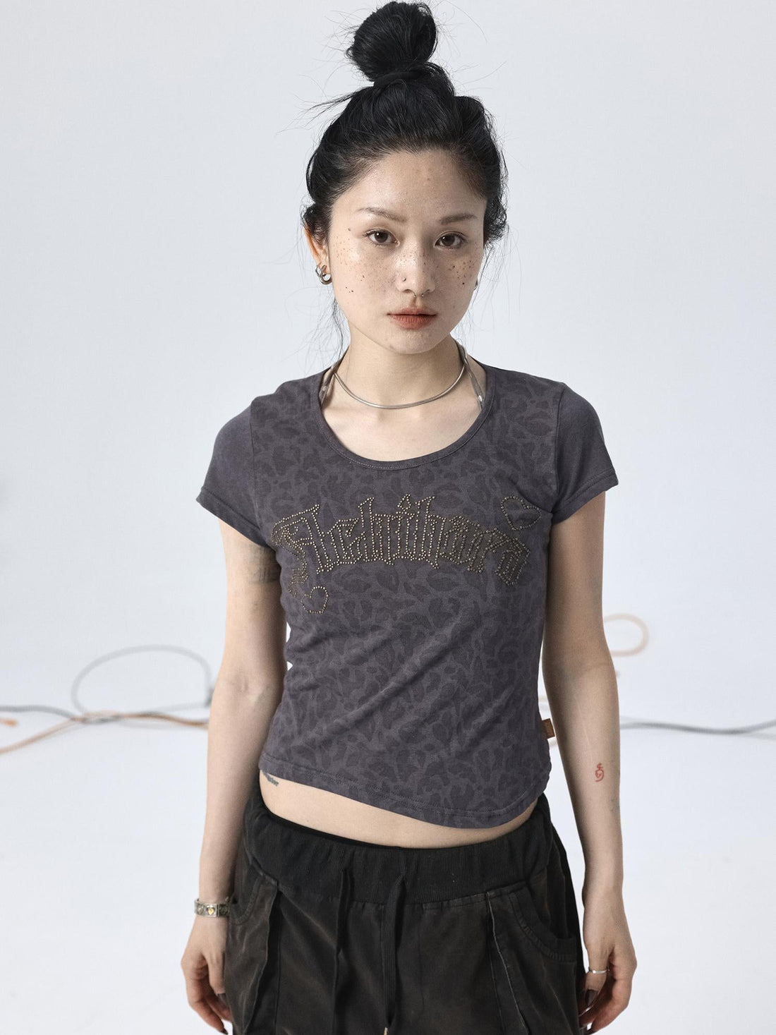 Achihara Summer Love Storm Wave Hem Tee