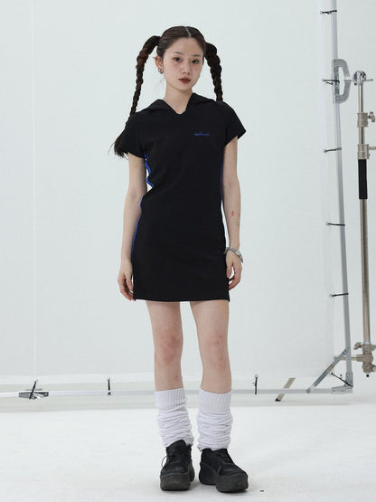 Achihara T-shirt Dress with Hood V-neck Slim Fit Black