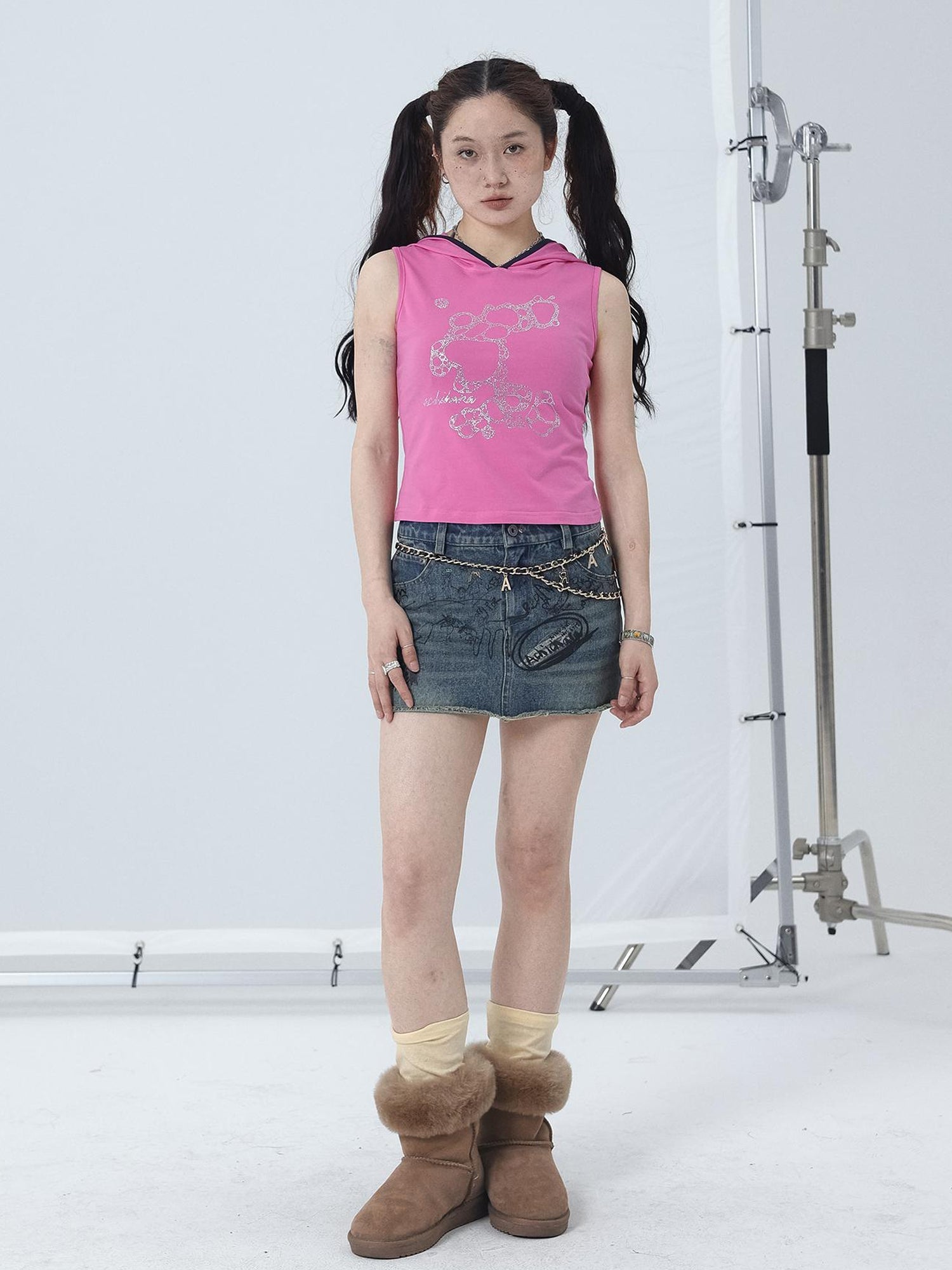 Achihara Tropical Fish Rhinestone Sleeveless Crop Top