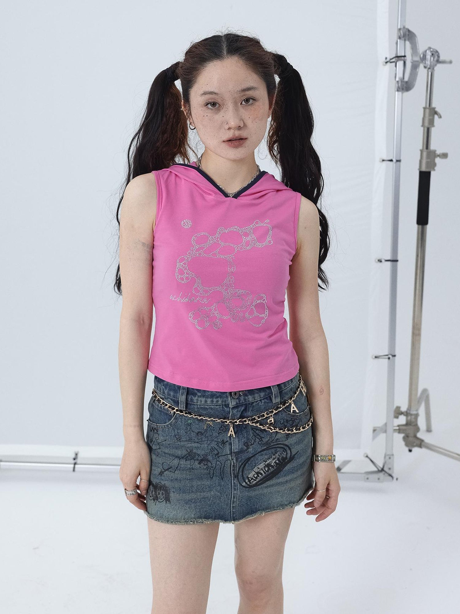 Achihara Tropical Fish Rhinestone Sleeveless Crop Top