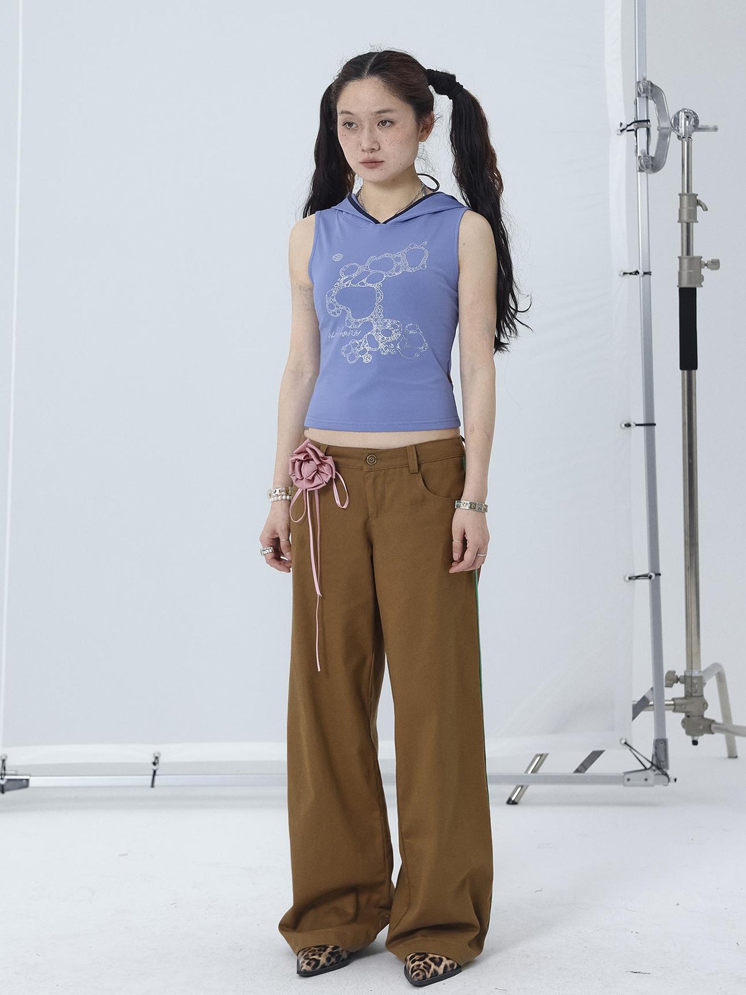 Achihara Tropical Fish Rhinestone Sleeveless Crop Top
