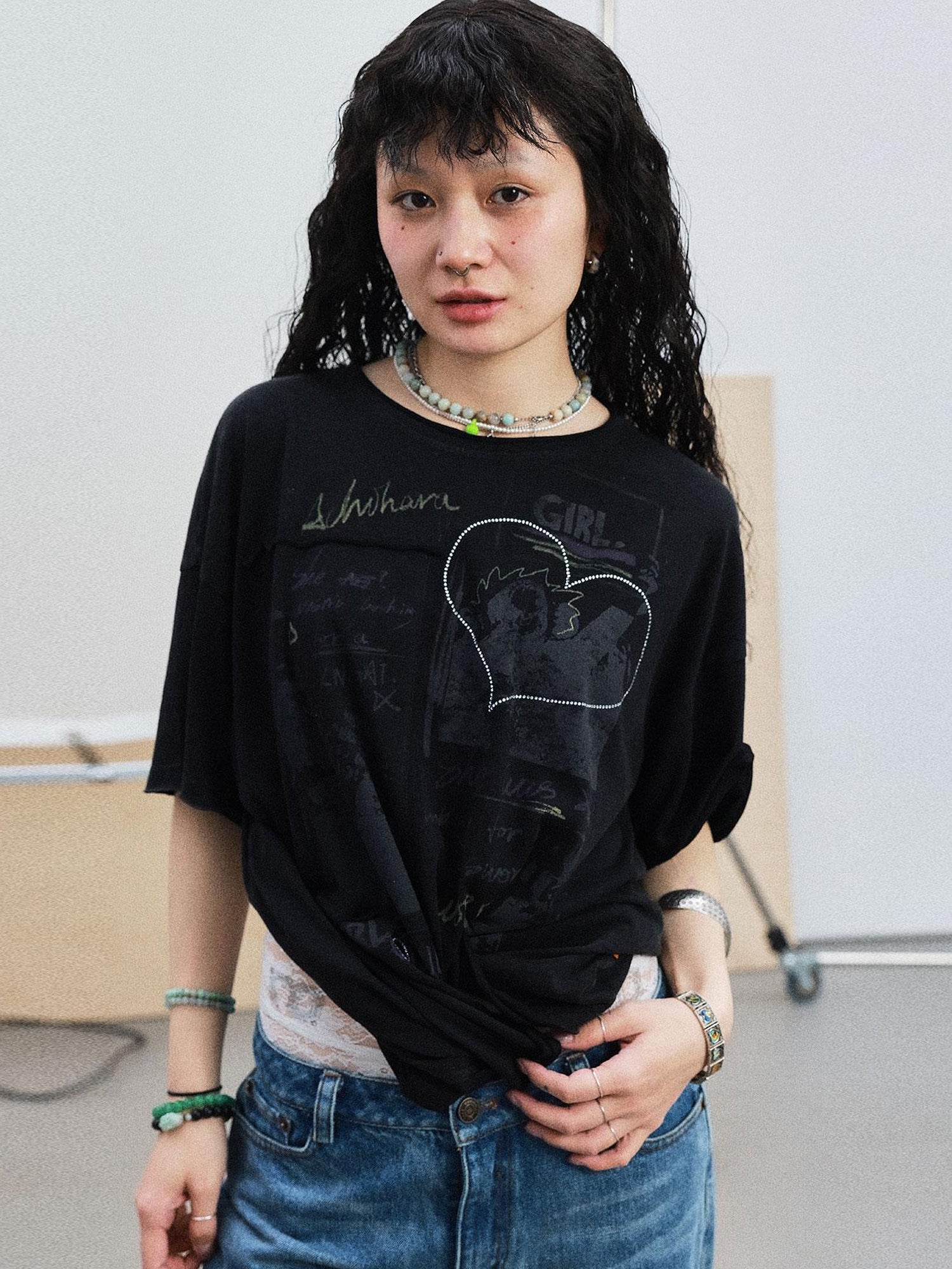 Achihara Unisex Graphic Tee Girl Power Black White