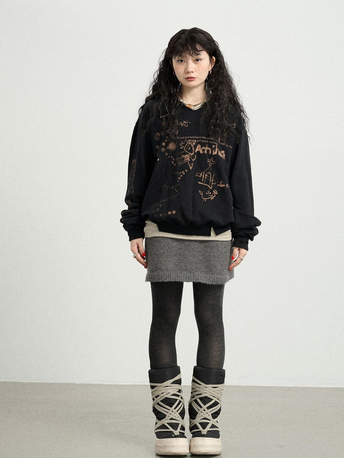 Achihara Utopia Distressed Hoodie