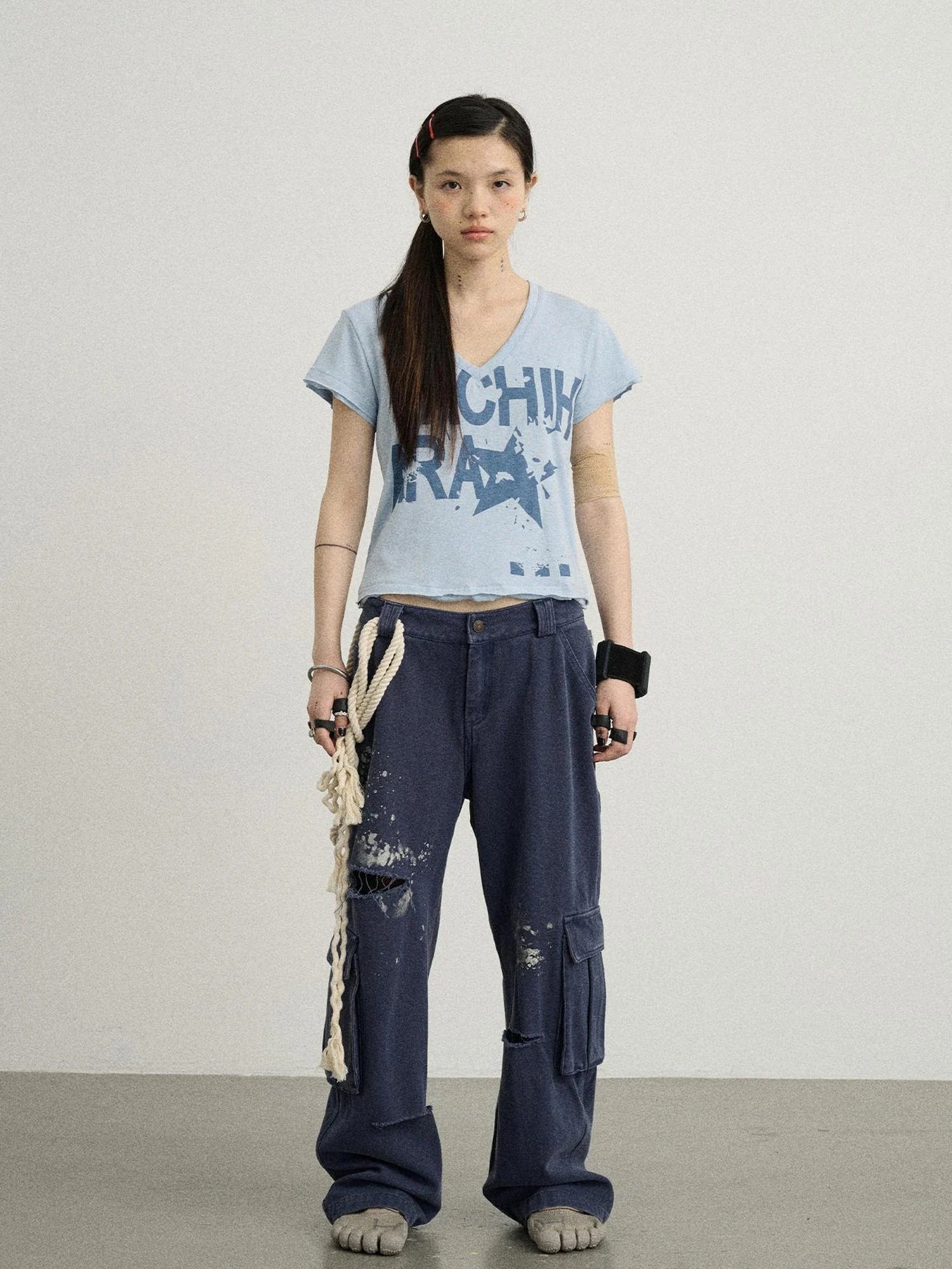 V-Neck Frayed Hem Cotton Tee With Melted Fruit Print