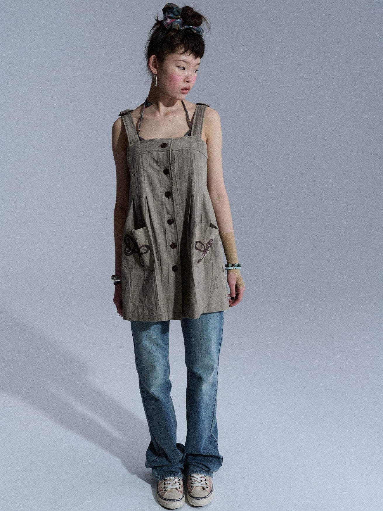 Achihara Vintage Embroidered Pocket Pinafore Women&