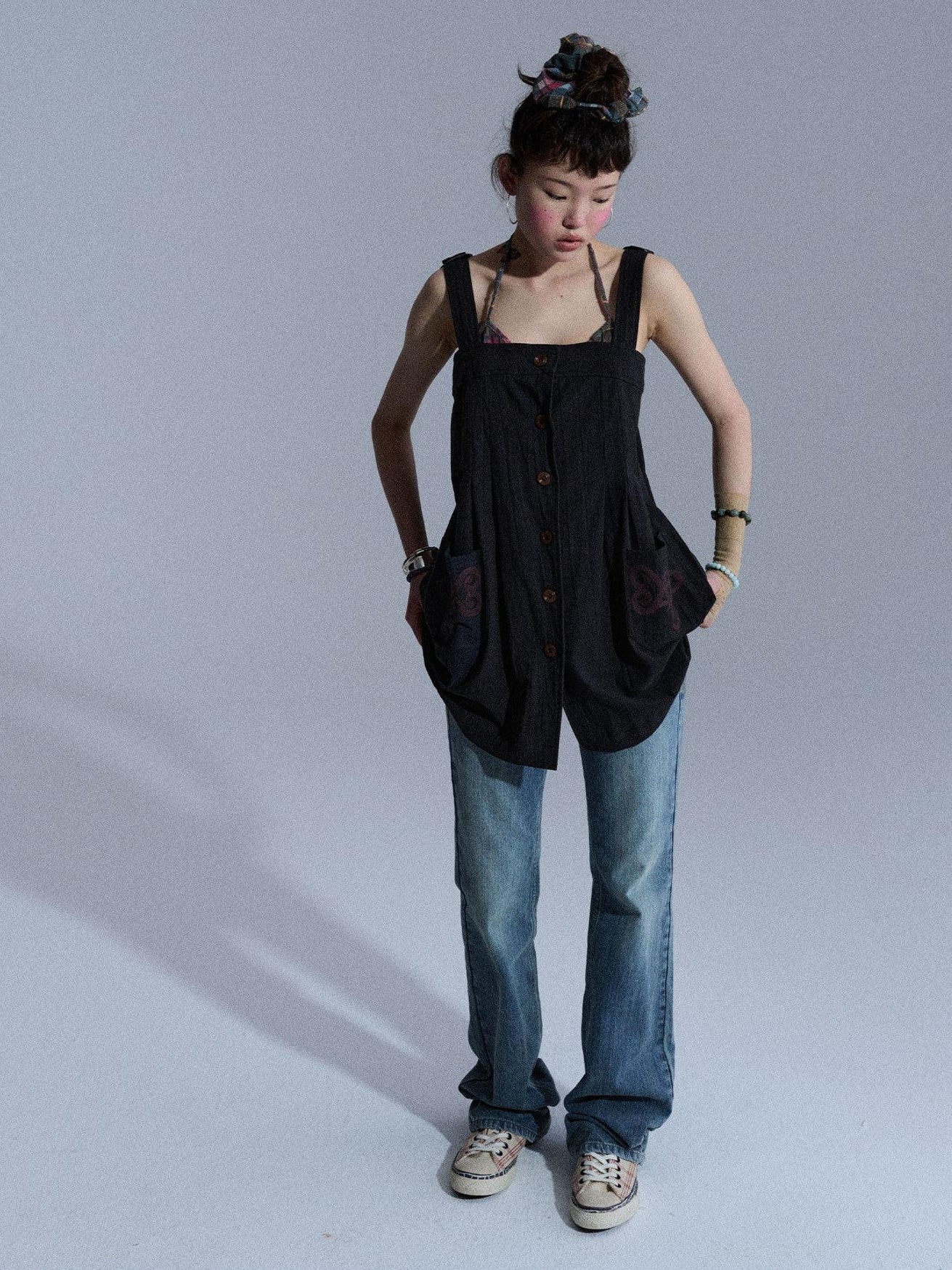 Achihara Vintage Embroidered Pocket Pinafore Women&
