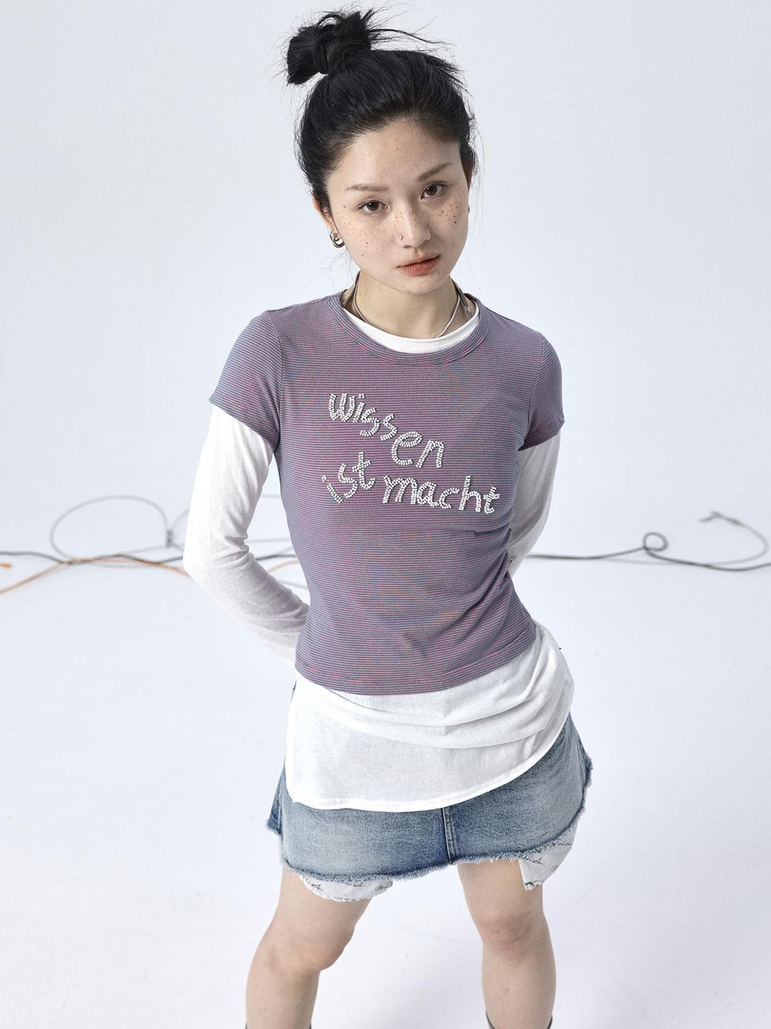 Achihara Vintage Striped Cylindrical Bead Embroidered Tee