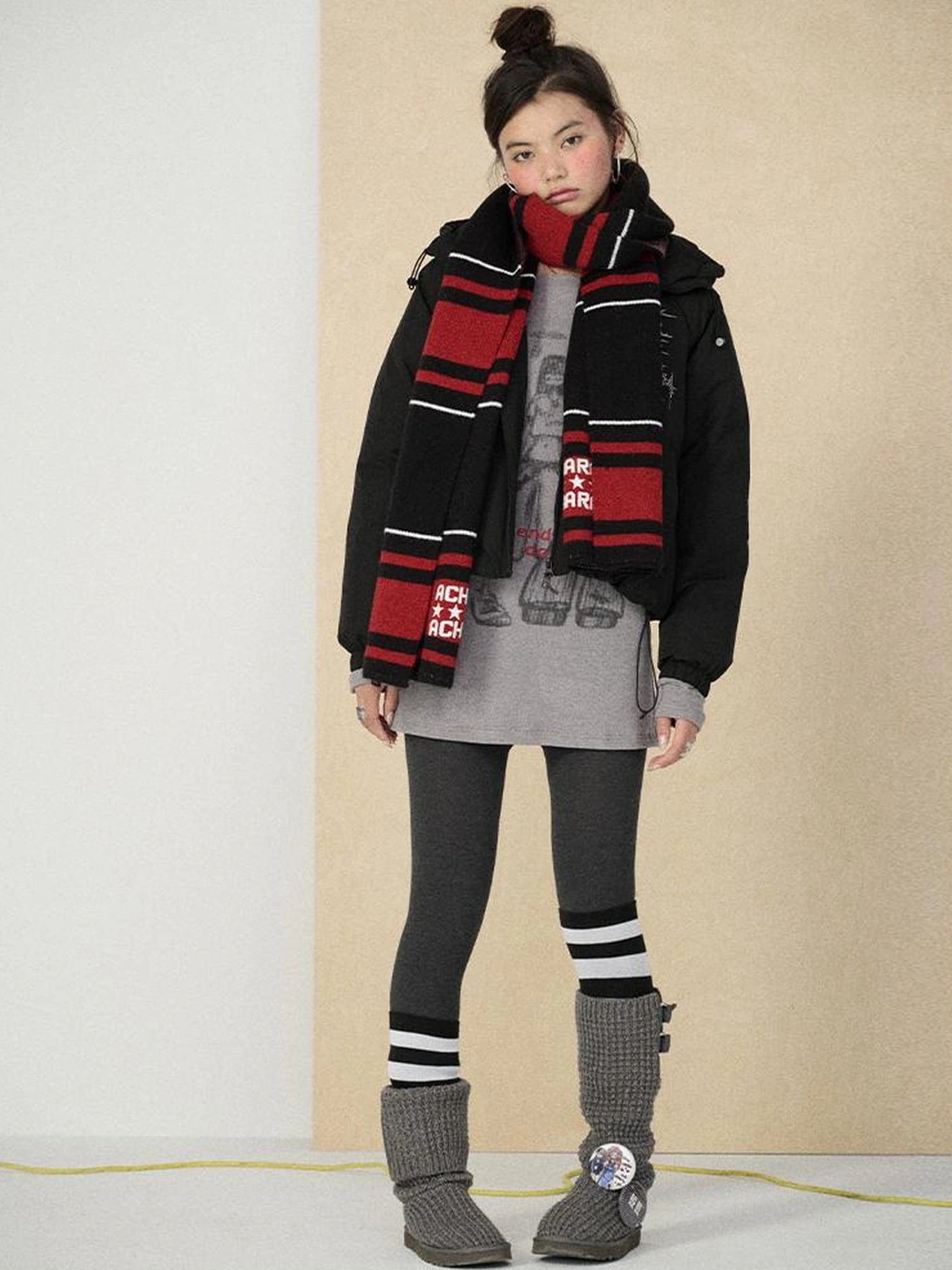 Achihara Warm 79 Percent Down Fill Fixed Hood Zip Up Striped Puffer Women Down Jacket