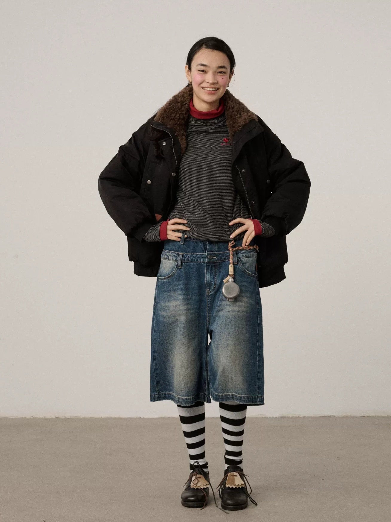 Achihara Washed Blue Rigid Denim Straight Leg Office Natural Waist Women Short Jeans